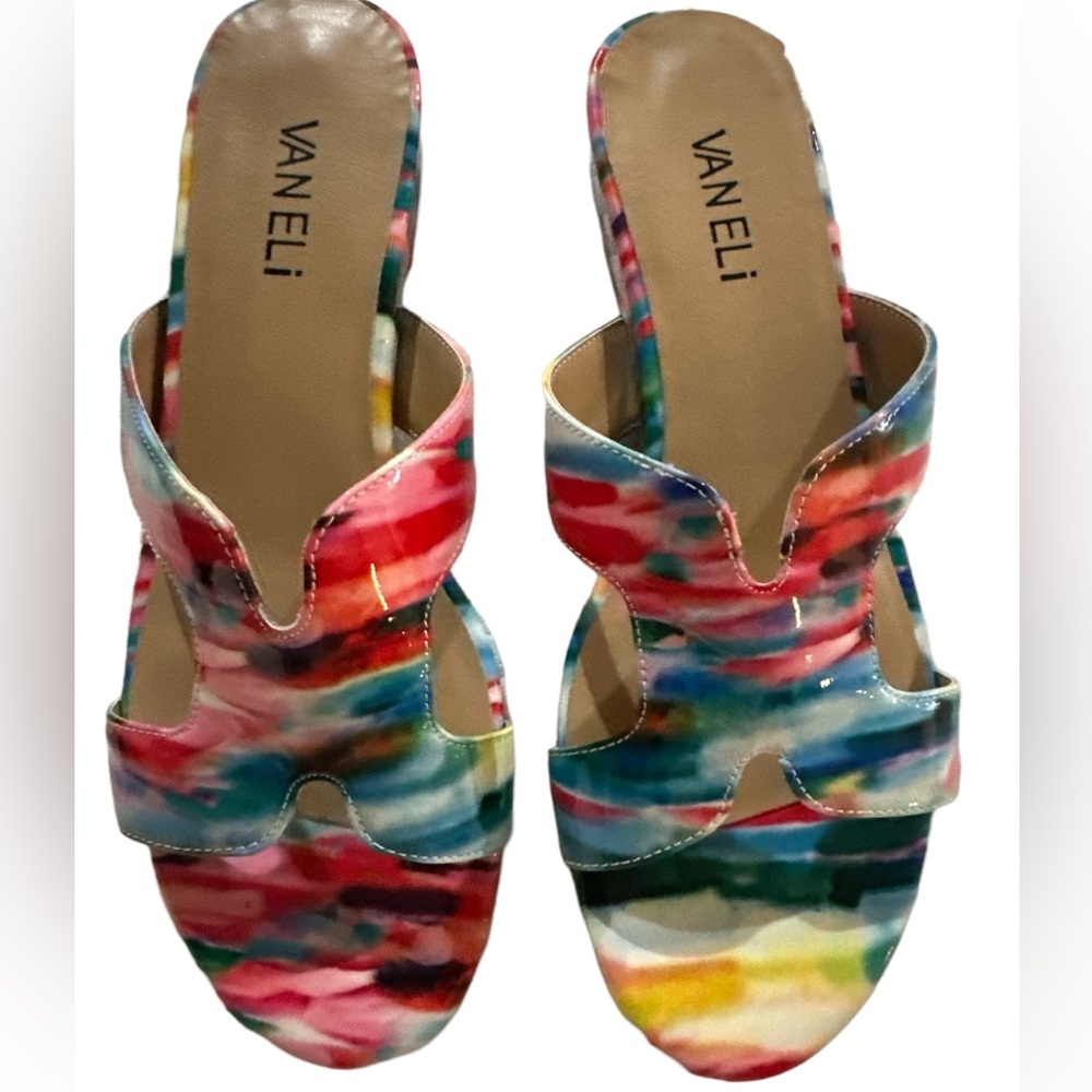 Vaneli Byrd Multicolor Patent Leather Sandals ~ Women's Size
7.5 Narrow